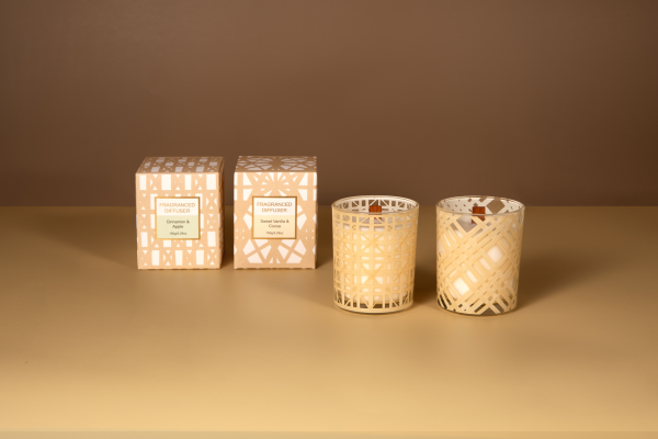 180g scented glass candle in gift box