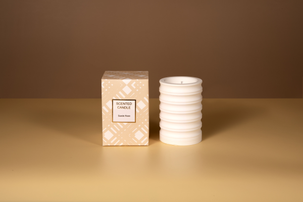 150g scented candle in plaster jar