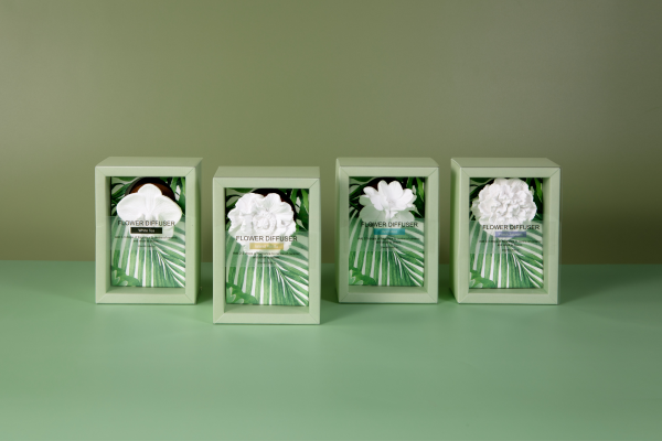 scented clay flower+wooden holder+20ml fragrance oil in gift box